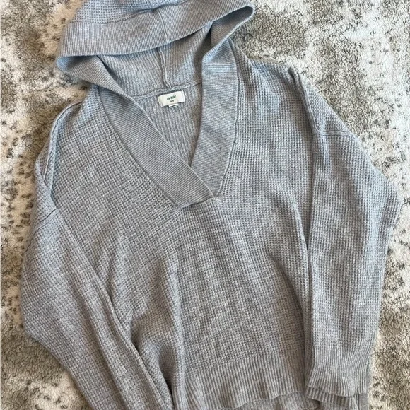 Aerie sweater - Picture 2 of 4